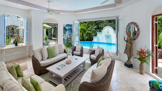 Sitting Area Overlooking The Pool